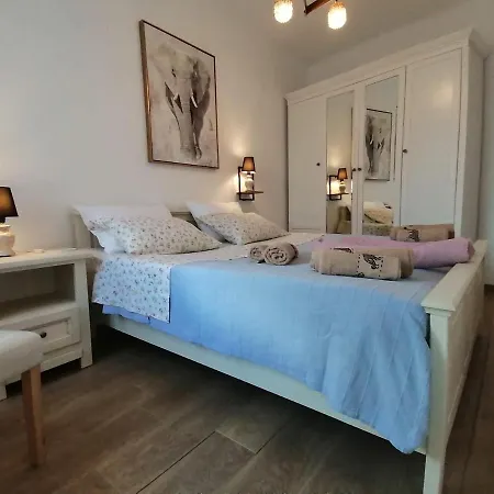 Apartment Moris